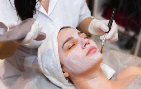 Beverly Hills Botox: Rejuvenate Your Skin with Precision & Care